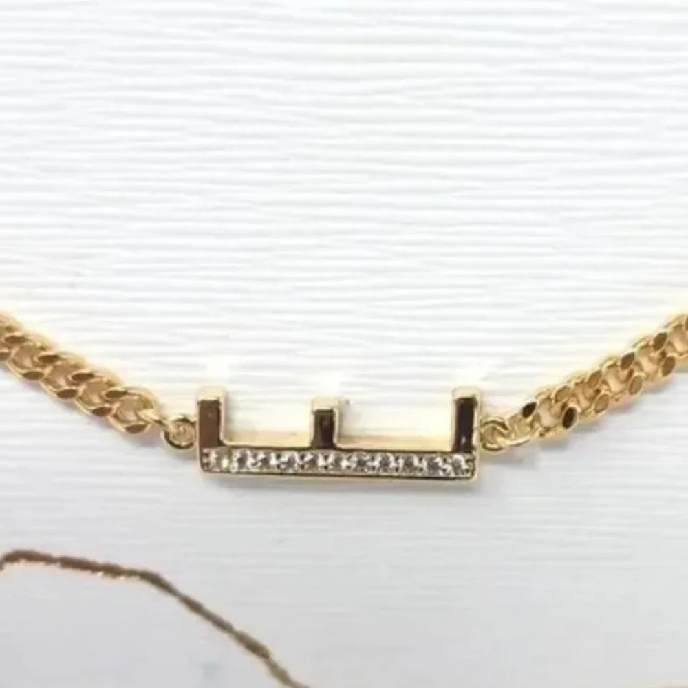 E Initial Cubic Zirconia Crystal Bracelet - Picture 4 of 4